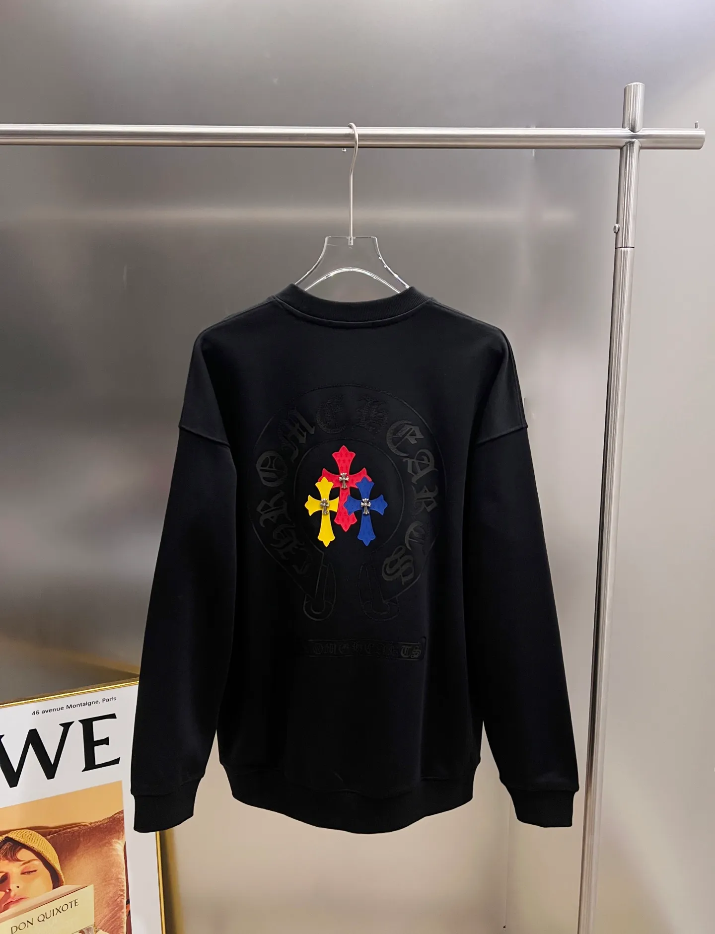🅿️280 CH Crowe 2025 Autumn and Winter New Style Round Neck Long Sleeve Sweater Cross Patch Leather + Customized Hardware Metal Horseshoe Sanskrit Text The real thing is great🔥Same style for men and women, loose version Size S M L XL XXL Five sizes Black White